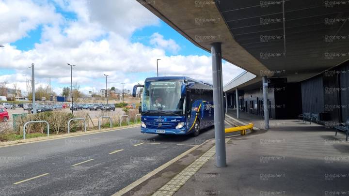 Image of Oxford Bus Company vehicle 34. Taken by Christopher T at 11.46.19 on 2022.03.17